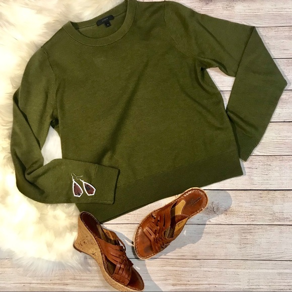 J. Crew Sweaters - J. Crew olive green sweater sweater Med